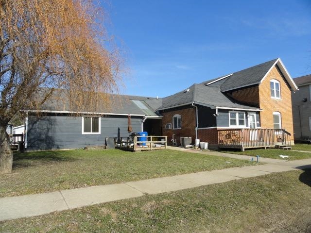 Main St, LA Farge, WI 54639