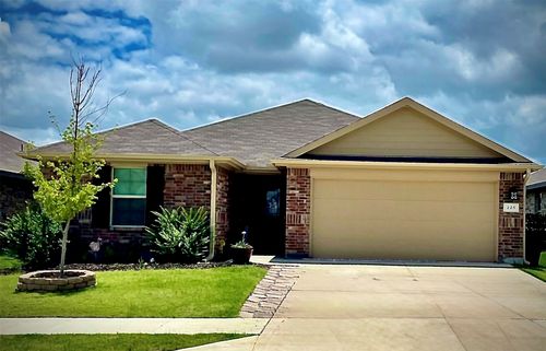 225 Olympia Marble Dr, Fort Worth, TX, 76131-1955 | Card Image