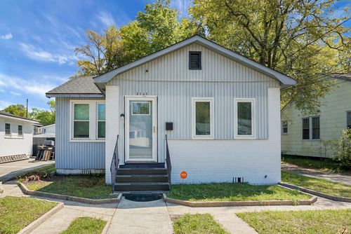 2135 Dorchester Rd, North Charleston, SC, 29405-7763 | Card Image