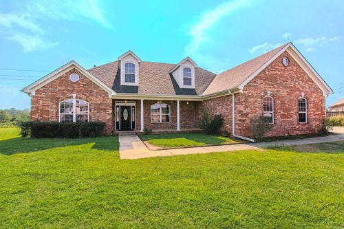 1306 Tupelo Ct, Jacksonville, AR, 72076-4976 | Card Image