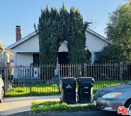 620 W 42nd Pl, Los Angeles, CA, 90037-2624 | Card Image