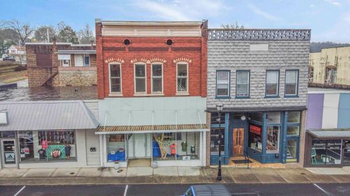 428 N Roane St, Harriman, TN, 37748-2023 | Card Image