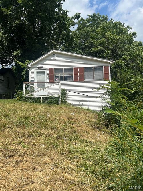 7205 Sapphire Ave, Saint Louis, MO, 63136-1253 | Card Image