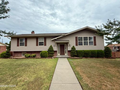 2902 Jefferson Ave, Joplin, MO, 64804-1437 | Card Image