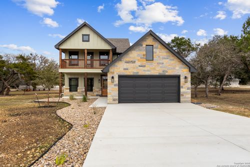 181 Deerwood Cir, Bandera, TX, 78003 | Card Image