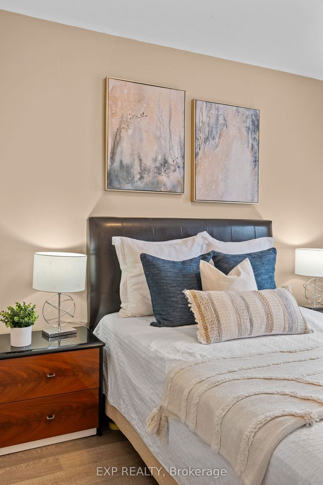 27 Stock Ave, House other with 3 bedrooms, 2 bathrooms and 6 parking in Etobicoke ON | Image 15