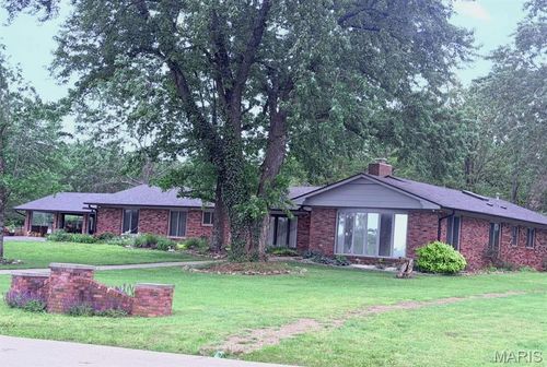 26541 Lake Shore Dr, Lebanon, MO, 65536-5775 | Card Image
