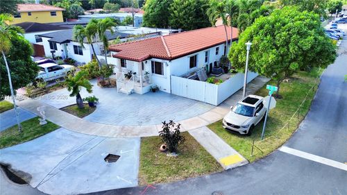 300 Sw 71st Ave, Miami, FL, 33144-2620 | Card Image