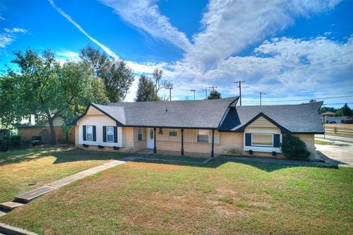100 Bellaire Drive, Moore, OK, 73160 | Card Image