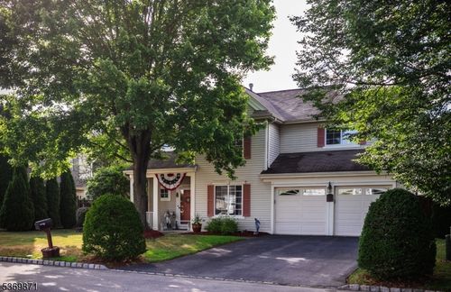 25 Little Doe Run, Oak Ridge, NJ, 07438-8883 | Card Image