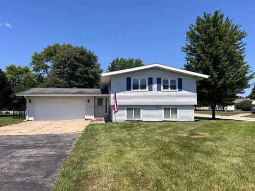 710 E Larmon St, Tolono, IL, 61880-9588 | Card Image