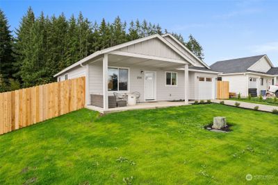 2001 Apple Road, House other with 3 bedrooms, 2 bathrooms and 1 parking in Winlock WA | Image 2