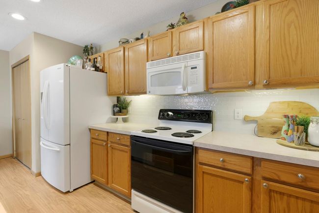 139 - 15745 Lower Fjord Way, Townhouse with 2 bedrooms, 2 bathrooms and null parking in Apple Valley MN | Image 12