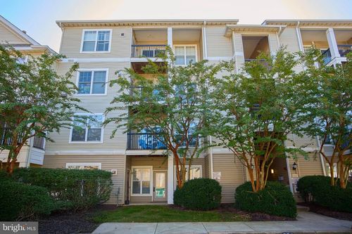 c-13347 Connor Dr, CENTREVILLE, VA, 20120-3047 | Card Image