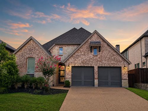 4521 Tall Knight Ln, Carrollton, TX, 75010-2358 | Card Image