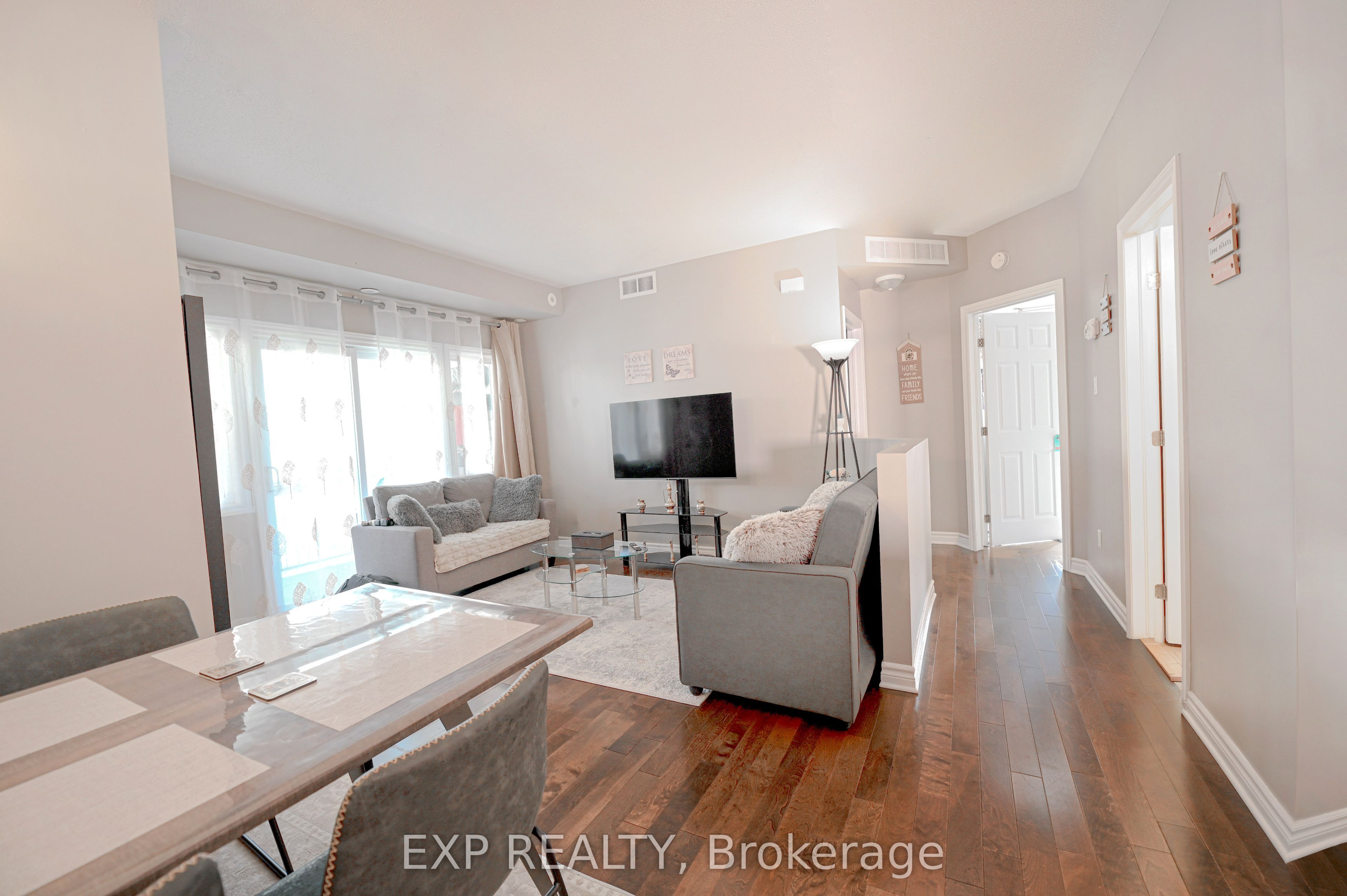 Residential in Stittsville - Munster - Richmond 2