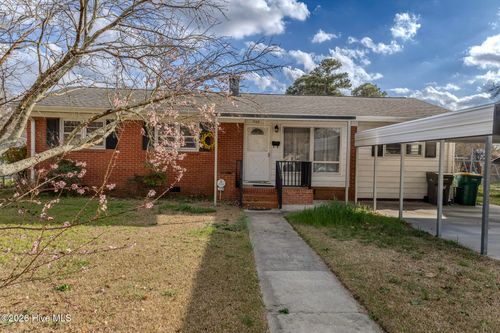 1108 E 10th St, Lumberton, NC, 28358-5031 | Card Image