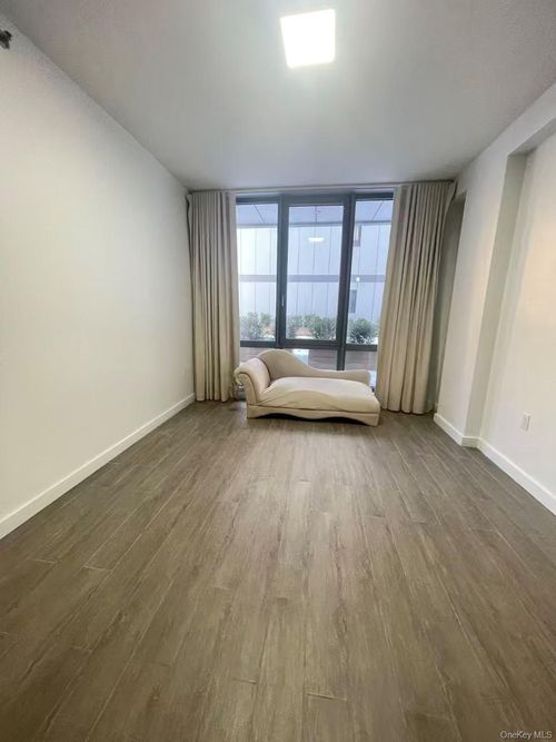 2c-144-27 Sanford Ave, Flushing, NY, 11355 | Card Image