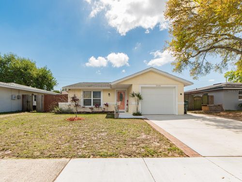 3566 7th Ave Se, LARGO, FL, 33771-2727 | Card Image