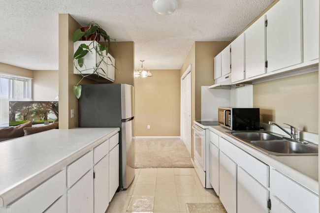 White cabinetry and trimwork! | Image 6