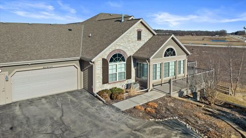 N50W25074 William Dr, Pewaukee, WI, 53072-1361 | Card Image