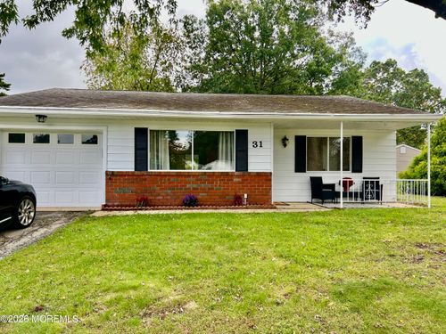 31 Texas Blvd, Whiting, NJ, 08759-1461 | Card Image