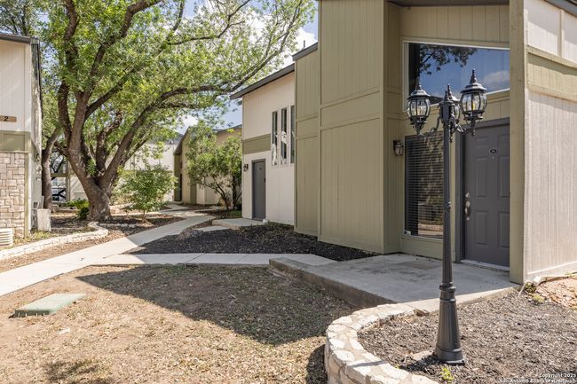 APT-101 - 100 Lorenz Rd, Townhouse with 2 bedrooms, 3 bathrooms and null parking in San Antonio TX | Image 21