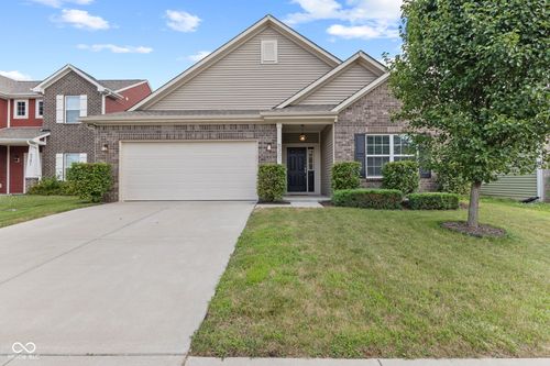 5301 Tanglewood Ln, Whitestown, IN, 46075-4510 | Card Image