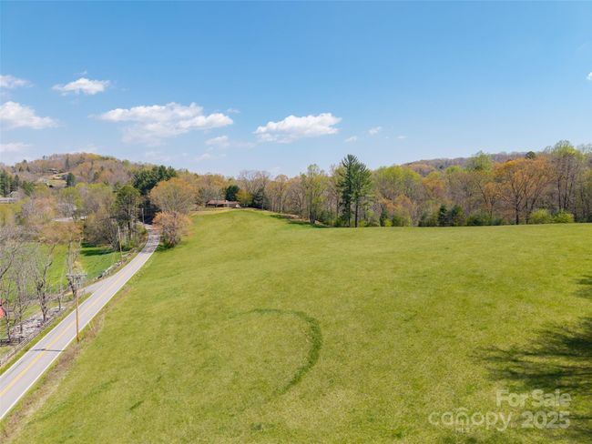 435 Upper Glady Fork Rd, House other with 2 bedrooms, 2 bathrooms and null parking in Candler NC | Image 27
