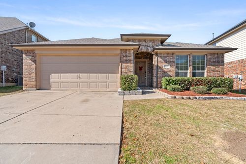 1221 Shalimar Dr, Fort Worth, TX, 76131-3375 | Card Image