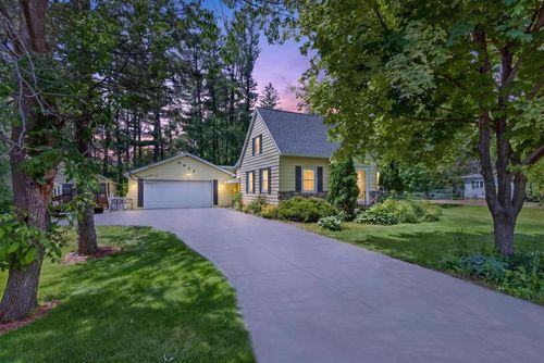 6925 Grotto Avenue, Rudolph, WI, 54475 | Card Image