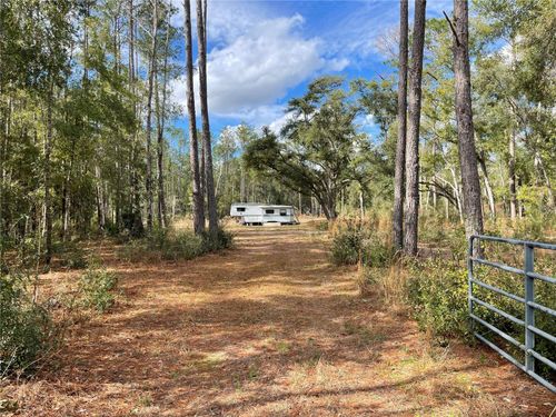 15635 97th Dr, Live Oak, FL, 32060-6817 | Card Image