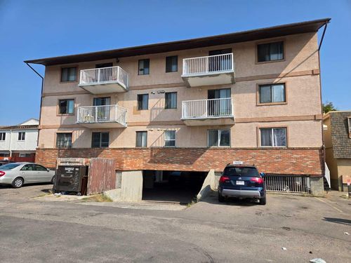 302-6825 Centre Street Nw, Calgary, AB, T2K5C4 | Card Image