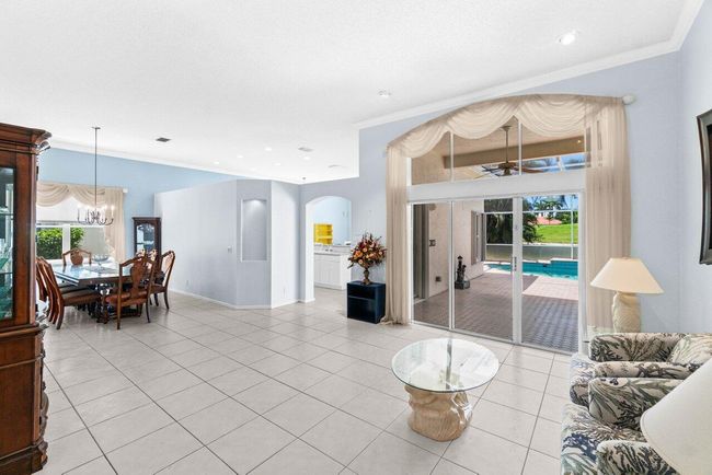 5946 Bay Hill Cir, House other with 4 bedrooms, 2 bathrooms and null parking in Lake Worth FL | Image 7