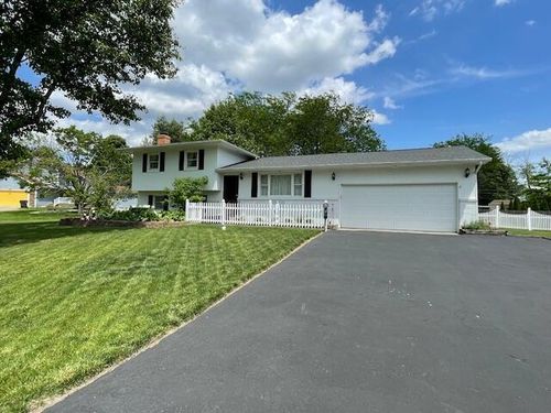 222 Deer Trail Rd, Reynoldsburg, OH, 43068-9713 | Card Image