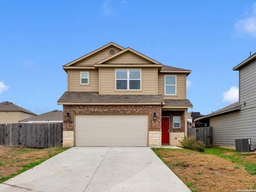 7530 Homewood Ln, Elmendorf, TX, 78112-4774 | Card Image