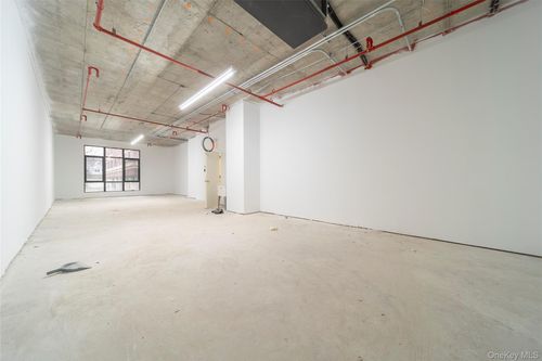 3d-124 Queens Blvd, Kew Gardens, NY, 11415-1501 | Card Image