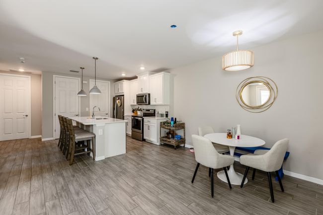 14567 Edgewater Cir, House other with 2 bedrooms, 2 bathrooms and null parking in NAPLES FL | Image 5