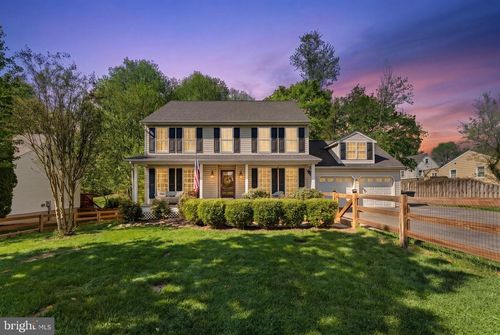 209 E A St, Purcellville, VA, 20132-3400 | Card Image