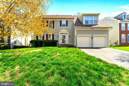 9701 Granary Pl, BRISTOW, VA, 20136-1229 | Card Image