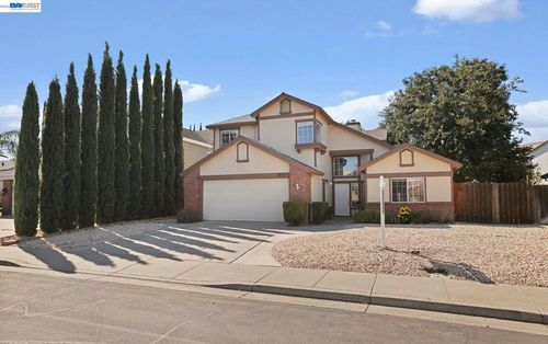 3015 Savanna Dr, Tracy, CA, 95377-9255 | Card Image