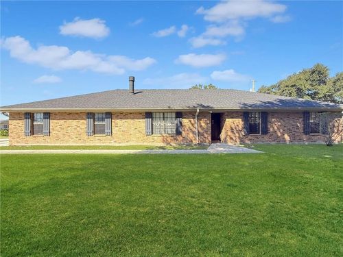 612 Vice Rd, Houma, LA, 70363-7783 | Card Image