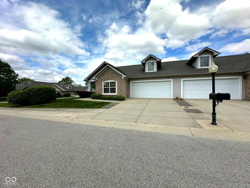 800 Eastfield Dr, Crawfordsville, IN, 47933-4931 | Card Image