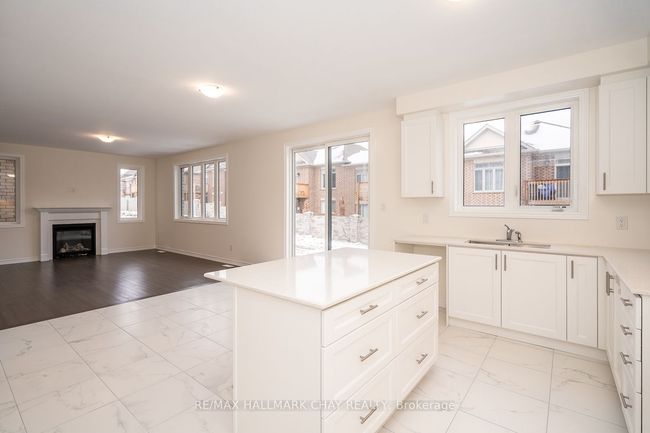 75 Lawrence D Pridham Avenue, House other with 4 bedrooms, 4 bathrooms and 4 parking in New Tecumseth ON | Image 12