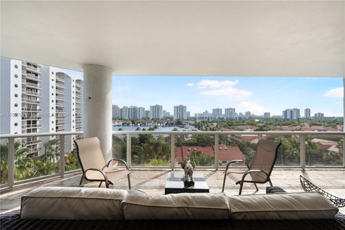 803-3600 Yacht Club Dr, Aventura, FL, 33180 | Card Image