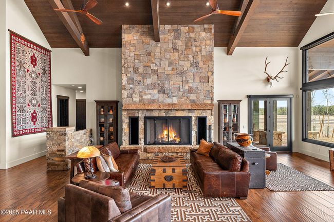 Great Room | Image 22