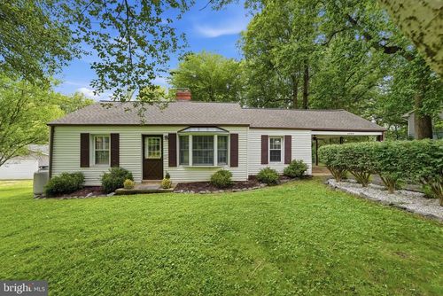 6499 Briggs Rd, WARRENTON, VA, 20187-9304 | Card Image