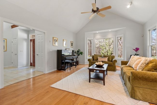 124 Nonset Path, House other with 4 bedrooms, 4 bathrooms and 6 parking in Acton MA | Image 5