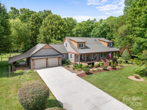 222 Oakhill St, Iron Station, NC, 28080-9615 | Card Image