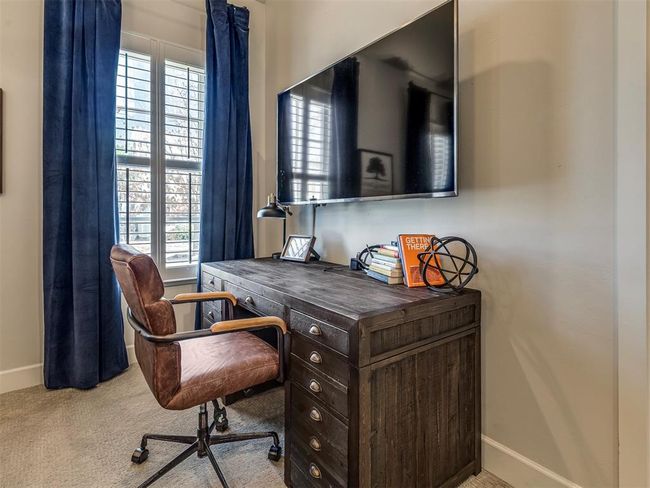 Carpeted office with baseboards | Image 19